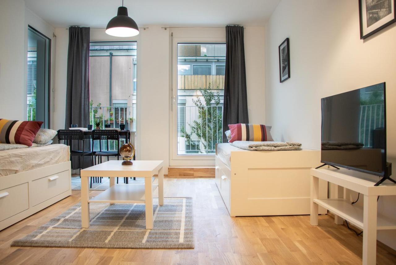 Flat2Go Modern Apartments - Harmony Of City And Nature Wien Exteriör bild