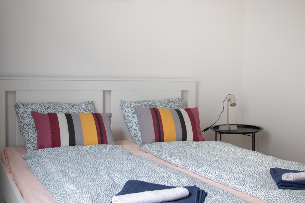 Flat2Go Modern Apartments - Harmony Of City And Nature Wien Exteriör bild