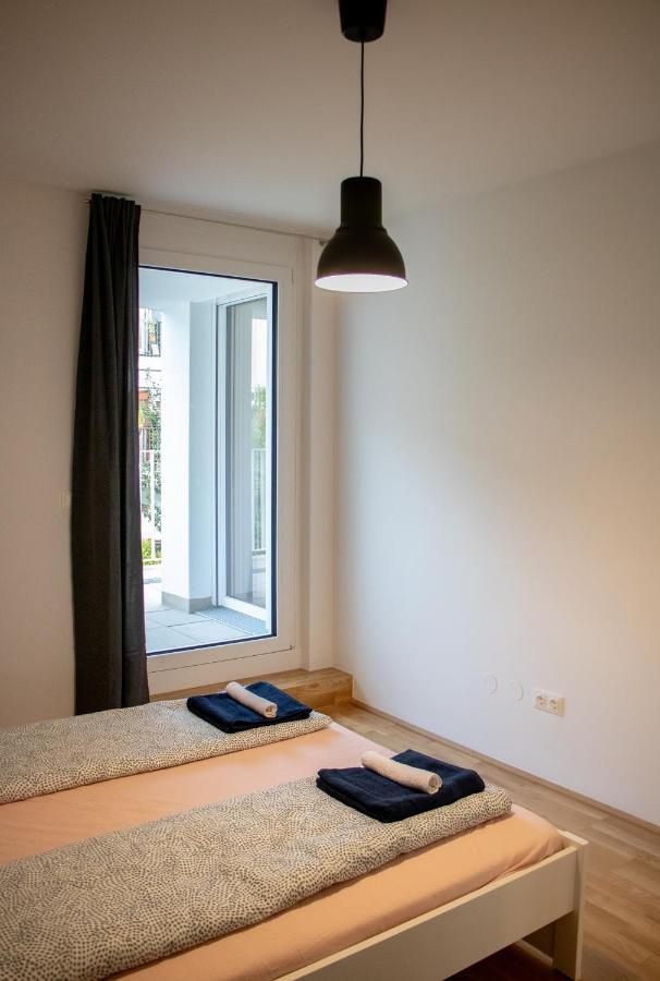 Flat2Go Modern Apartments - Harmony Of City And Nature Wien Exteriör bild